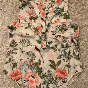 Floral print sleeveless blouse with tie details